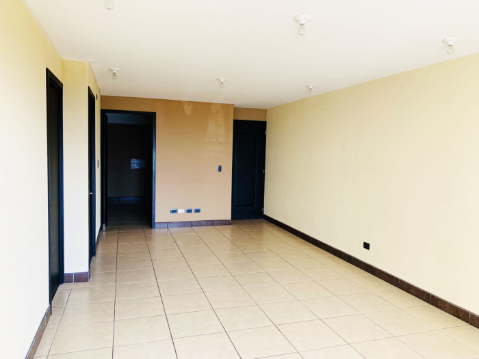 ALQUILO APARTAMENTO EN EDIFICIO EUSKADI ZONA 16
