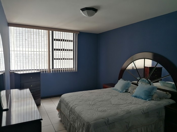 RENTO Apartamento Amueblado en zona 14 - Miniatura 9