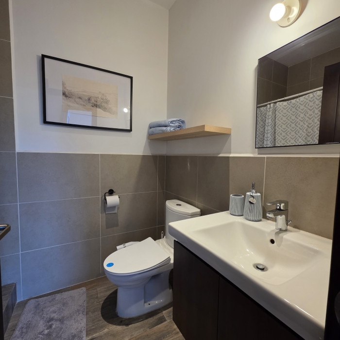 Apartamento amueblado en Alquiler Lirios de Cayala Z.16 - Miniatura 23