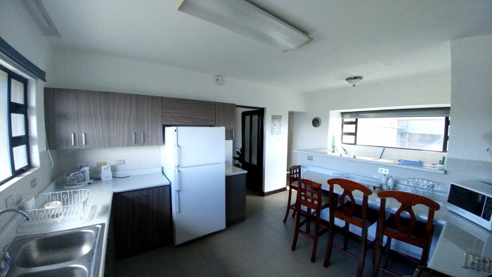Apartamento amueblado en VENTA y RENTA, zona 15 - Image 2