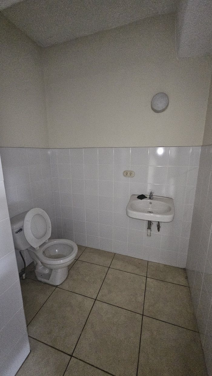 OFICINA EN #RENTA EN ZONA 9 — foto 5