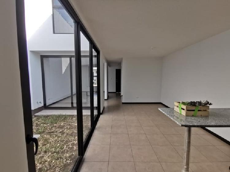 Casa en renta_ Senderos del Comendador_ Ciudad Vieja — foto 7