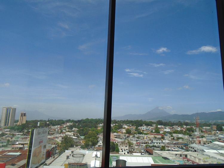 OFICINA COMERCIAL EN RENTA EN CALZADA ROOSEVELT - Image 5