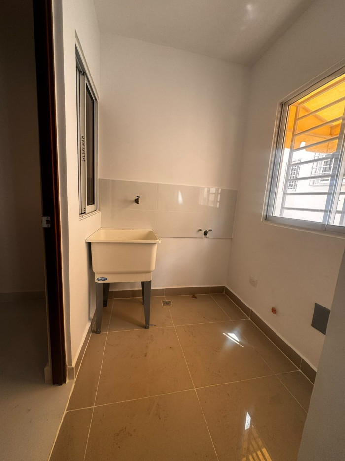 Renta Apartamento Altos de Arroyo Hondo Santo Domingo — foto 6