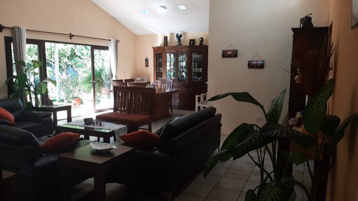 Rento casa en Fraijanes