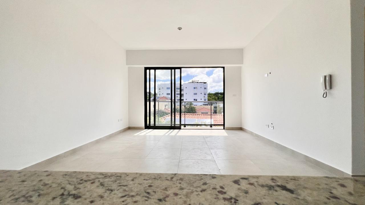 Apartamento Nuevo en Alquiler en Arroyo Hondo Viejo