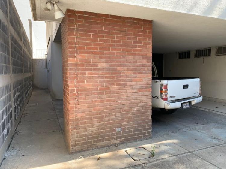 CASA EN VENTA / RENTA EN ZONA 14 — foto 12