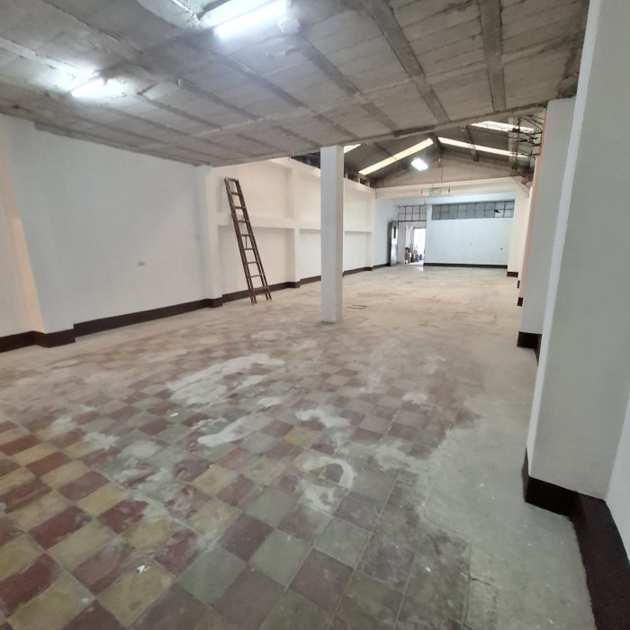 Local/bodega comercial de renta en zona 1 - Image 4