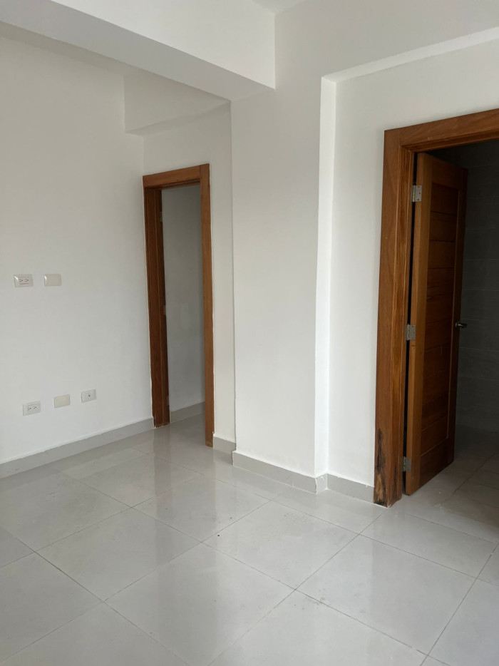 En Alquiler apartamento en El Millón Santo Domingo - 12
