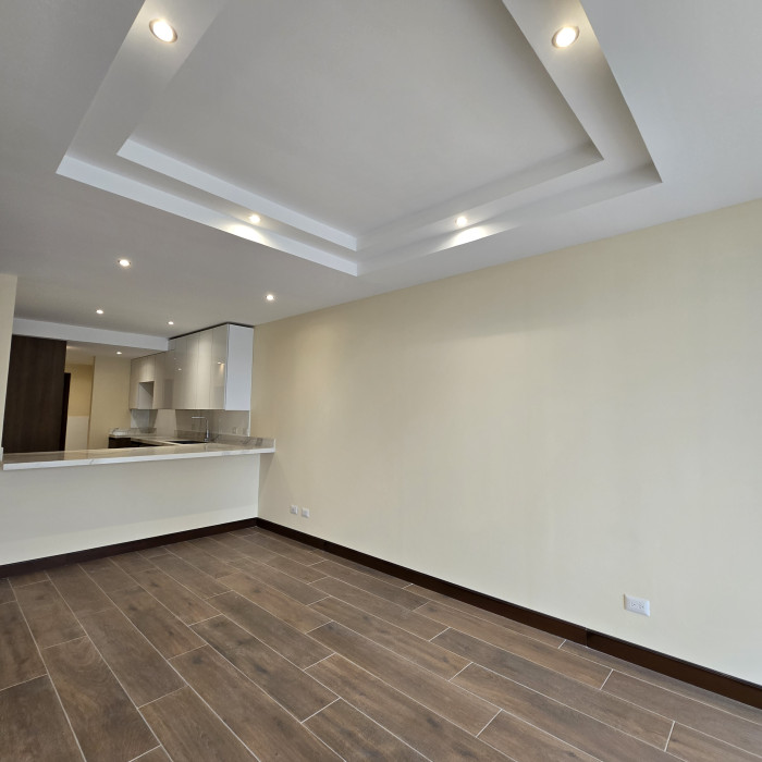 En venta apartamento en Oakland zona 10 Guatemala - Miniatura 17