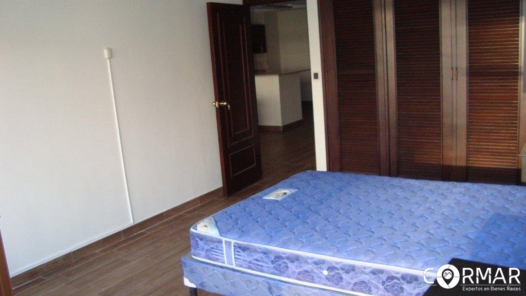 Apartamento amueblado en alquiler, zona 9 - Image 4
