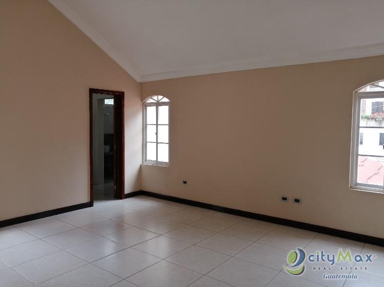 Casa en ¡Venta! en las Cumbres Zona 16 - Miniatura 11