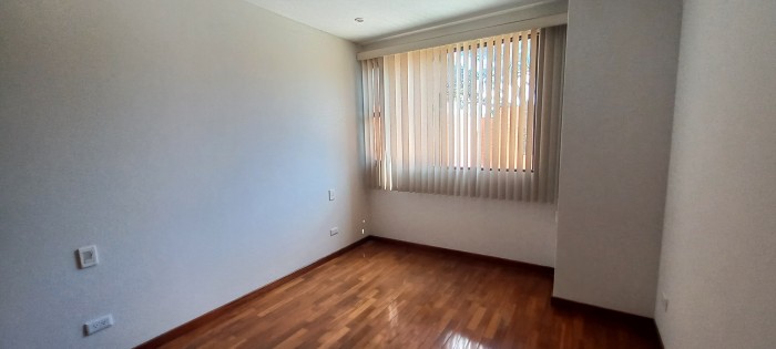 En Venta Apartamento 2 habitaciones cercano diagonal 6 - Image 3