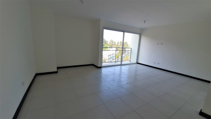 APARTAMENTO en venta Zona 7 Mateo Flores CITYMAX - Image 1