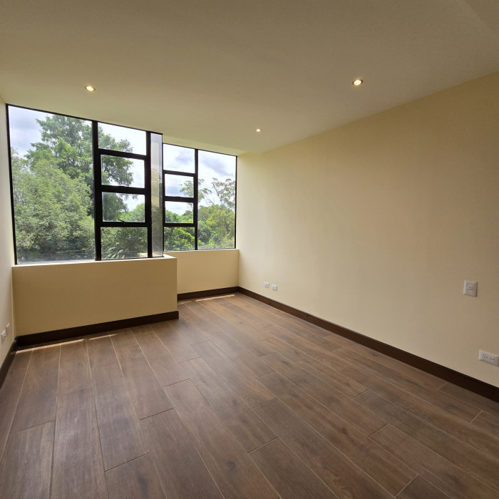En venta apartamento en Oakland zona 10 Guatemala - Miniatura 24