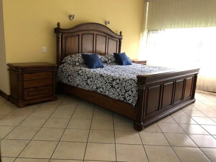 Alquiler Apartamento Amueblado zona 10 Guatemala - Image 4