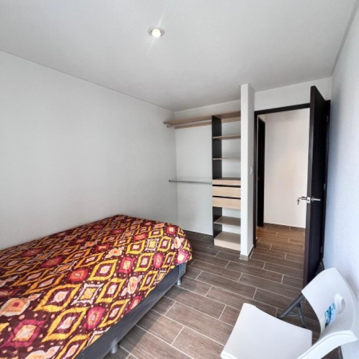 Apartamento Semi-Amueblado en Renta Parque Mateo Zona 7 — foto 12