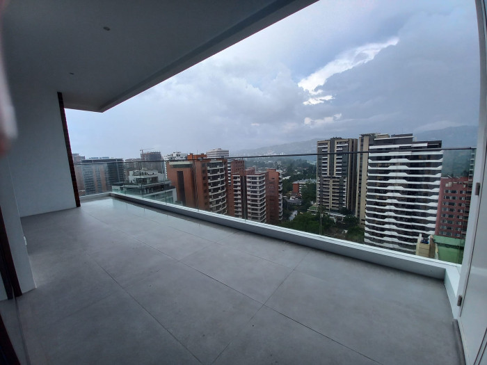 Plus Real Estate vende / renta apartamento en zona 14 — foto 4