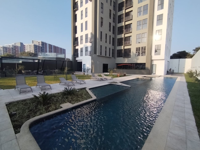 Apartamento grande en venta en zona 11 de Guatemala. - Miniatura 5