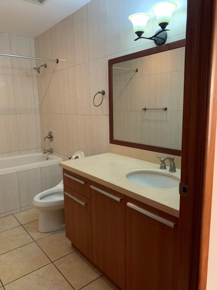 Plus Real Estate renta apartamento amueblado en zona 14 — foto 2