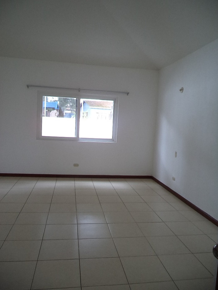 Plus Real Estate renta casa en VHI zona 15 — foto 6
