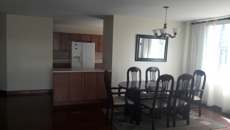 LINDO APARTAMENTO EN RENTA, ZONA 10 — foto 2