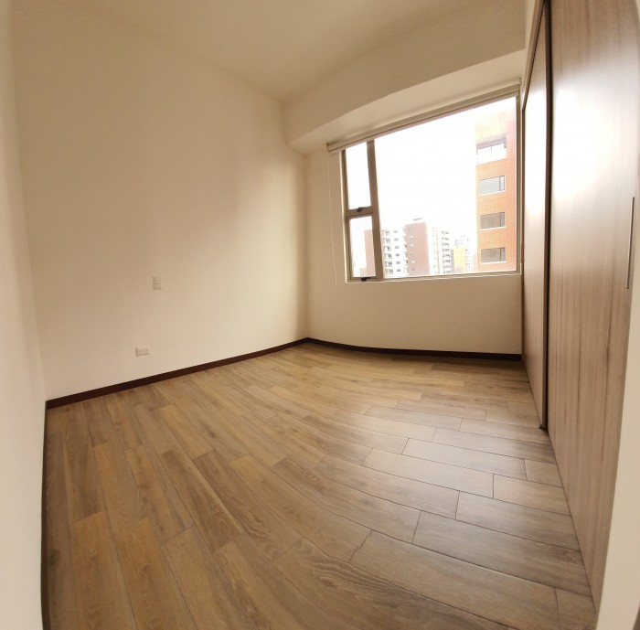 Apartamento NUEVO de 135 m2 en Venta Zona 14 - Miniatura 10