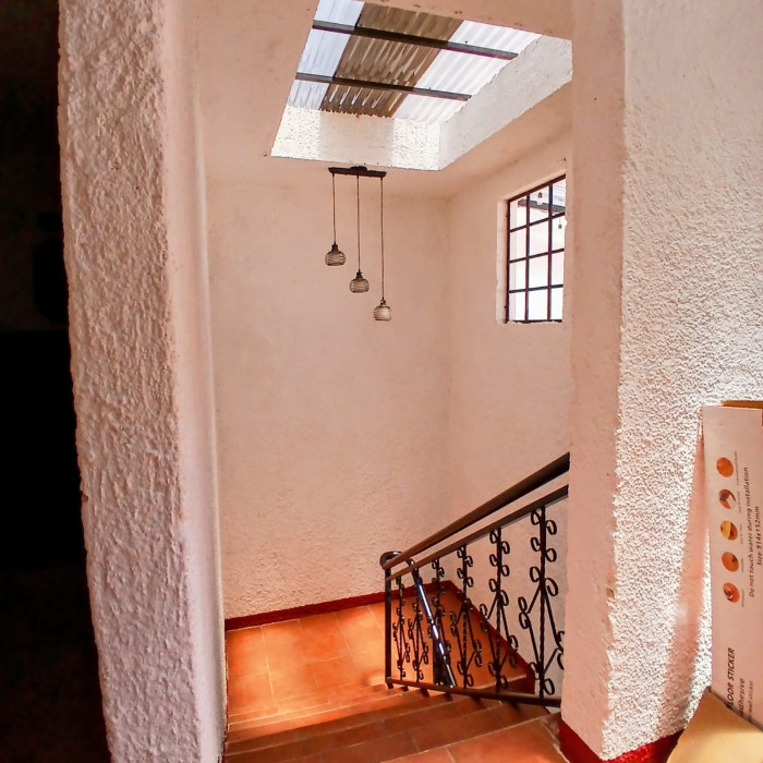 Amplia Casa en Venta en Las Hojarascas, Mixco — foto 4