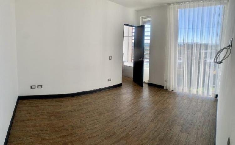 APARTAMENTO EN RENTA EN CAES