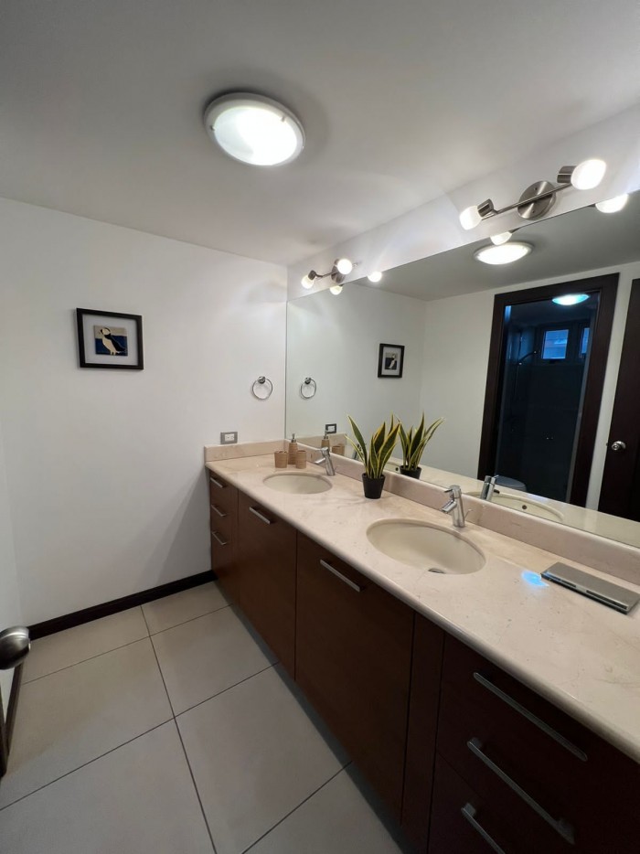 Alquiler Apartamento amueblado y equipado en Zona 14 — foto 9