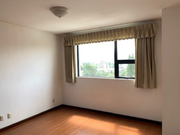 VENTA y RENTA amplio Apartamento en zona 14 - Miniatura 6