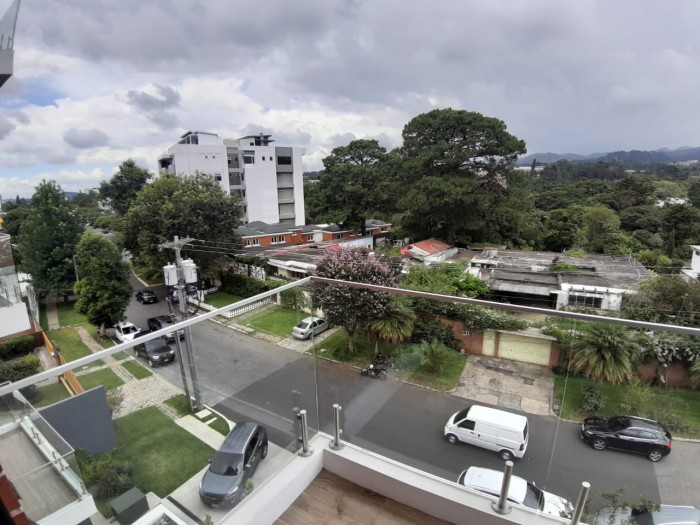 Apartamento en venta en zona 15 GANGA - Image 3