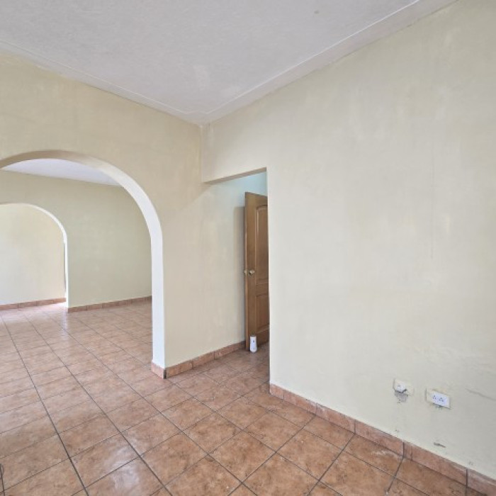 Casa en Renta para Negocio u Oficinas Zona 12 Guatemala — foto 9