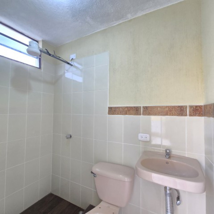 Casa en Venta Villa Ofelia Zona 2 de Villa Nueva - 24