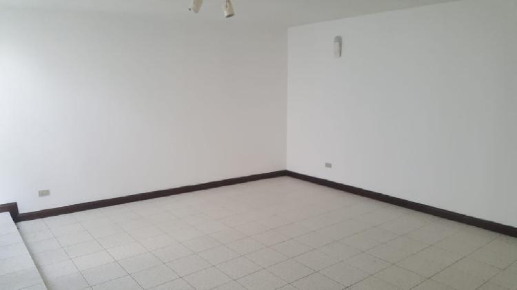 Amplia casa en renta o venta La Cañada zona 14, Ciudad - Miniatura 16
