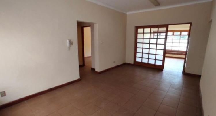 Casa en Renta para Uso de Oficinas en Zona 10 — foto 4