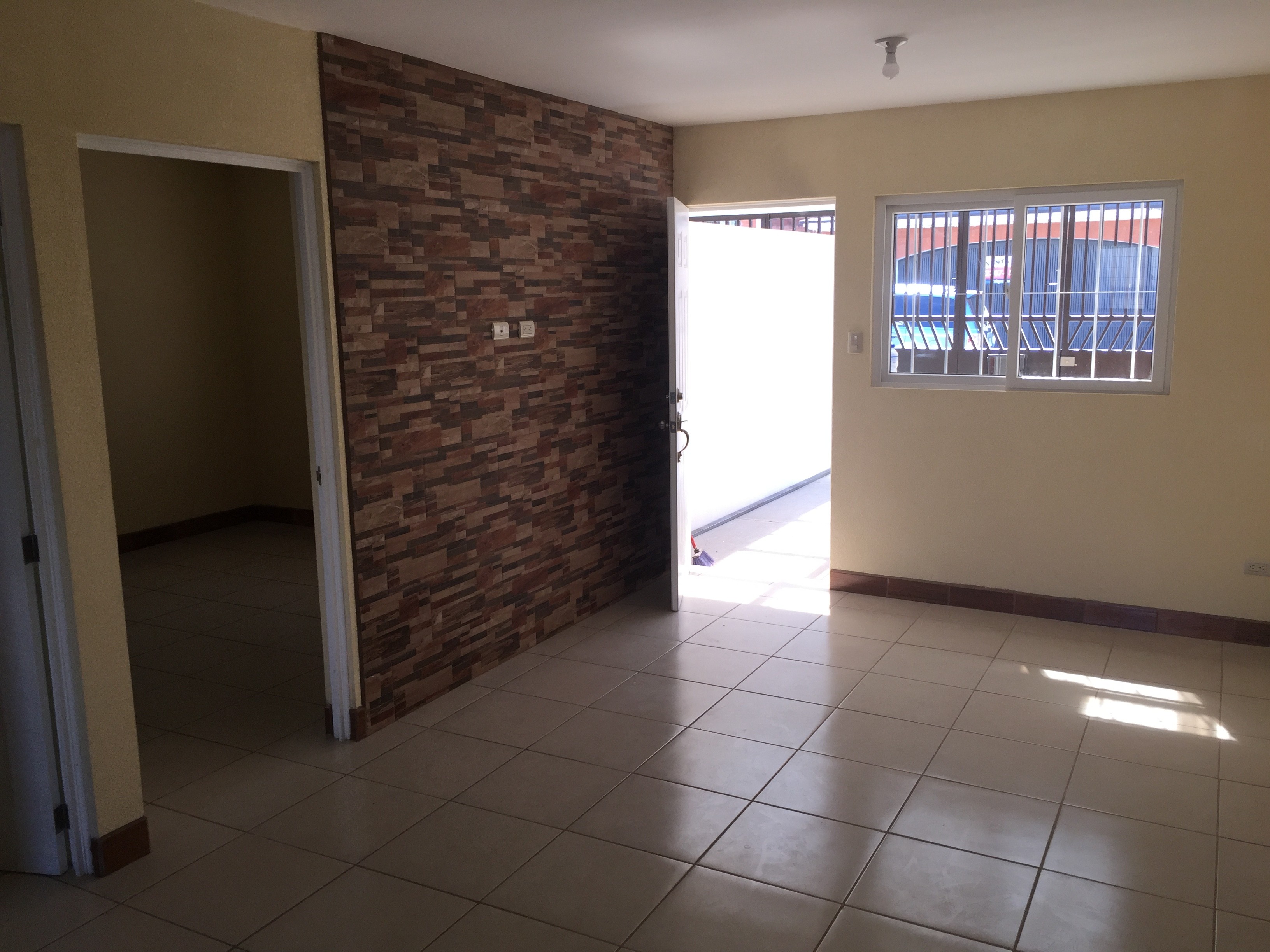 Apartamento Renta 3 Dormitorios Carr. a San Jose Pinula - 9