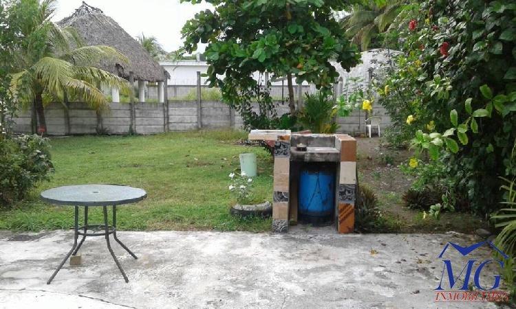 VENDO CASA KILÓMETRO 3.5 CAMINO A MONTERRICO - 4