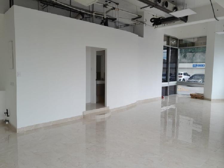 LOCAL EN VENTA DENTRO DE EDIFICIO, ZONA 15/MI