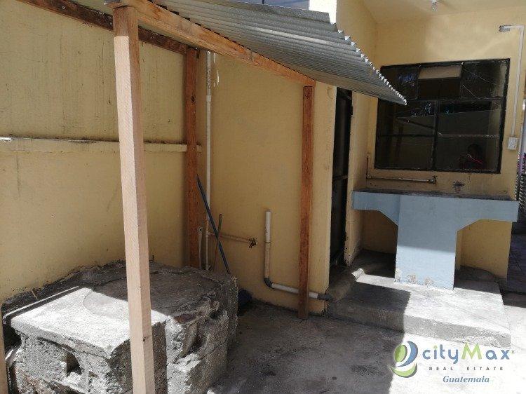 SE VENDE Casa en Zona 11 Mariscal Guatemala - Miniatura 8
