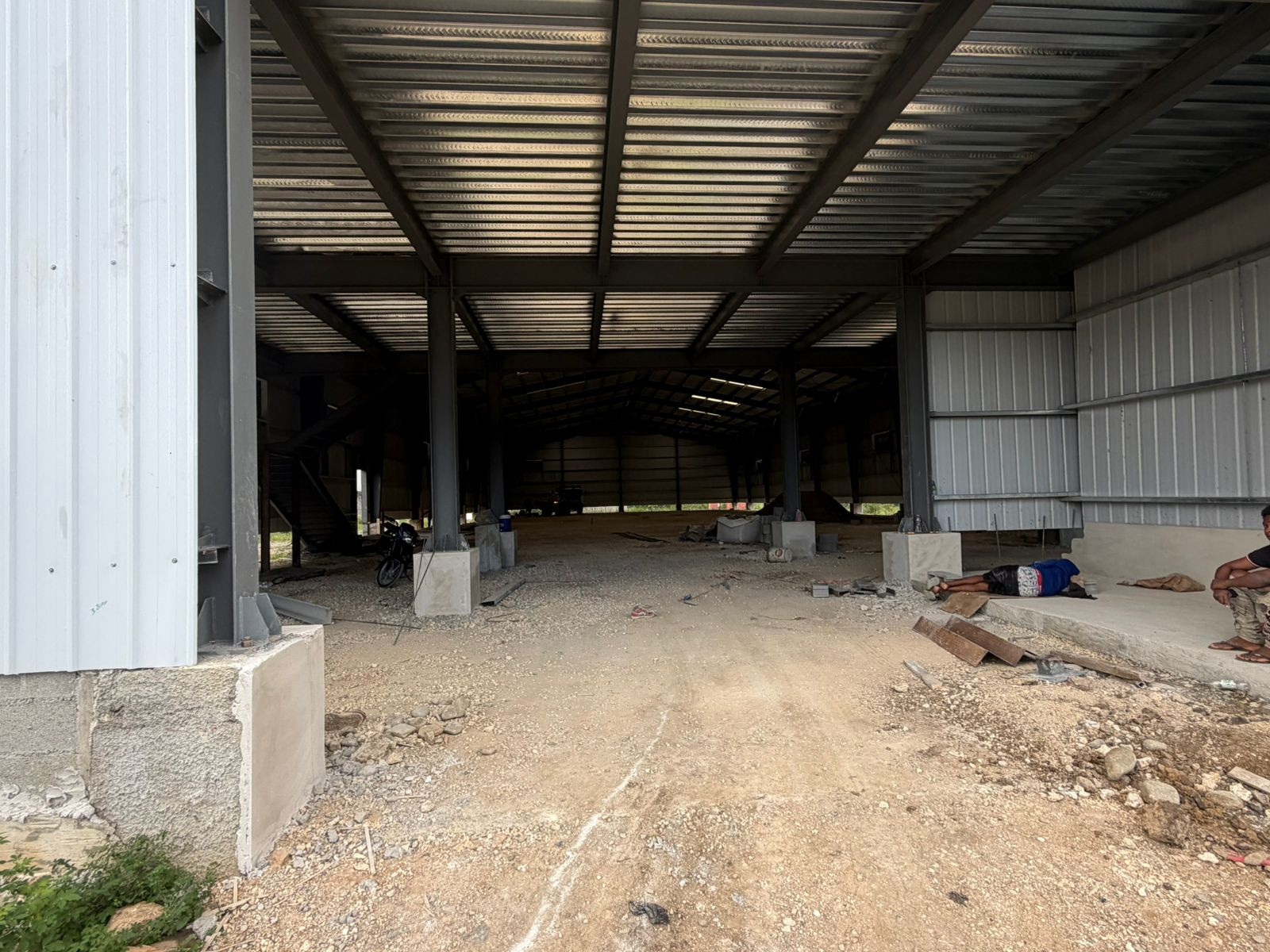 NAVE INDUSTRIAL EN ALQUILER EN LA CIRCUNVALACION DISDO - 1