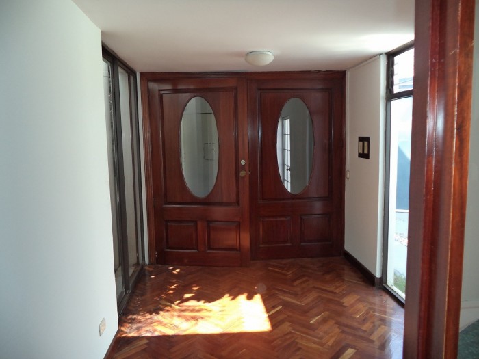 Renta casa para uso comercial en zona 13 — foto 2