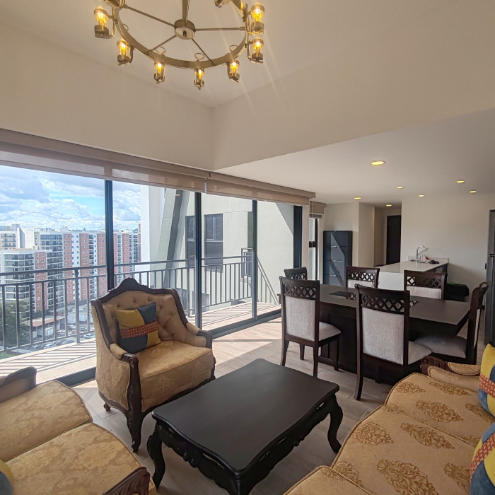 Apartamento Amueblado en Renta en Zona 11 Altaire - Miniatura 4