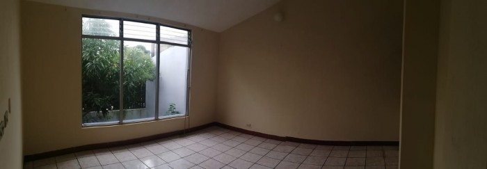 CASA EN VENTA EN PINARES DE SAN CRISTOBAL - Image 2