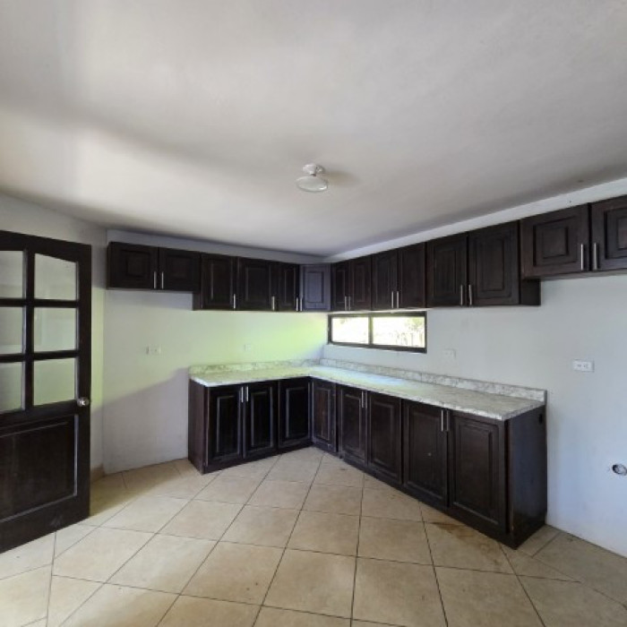 Casa en Venta con Vista Panorámica al Lago de Amatitlán - Miniatura 18
