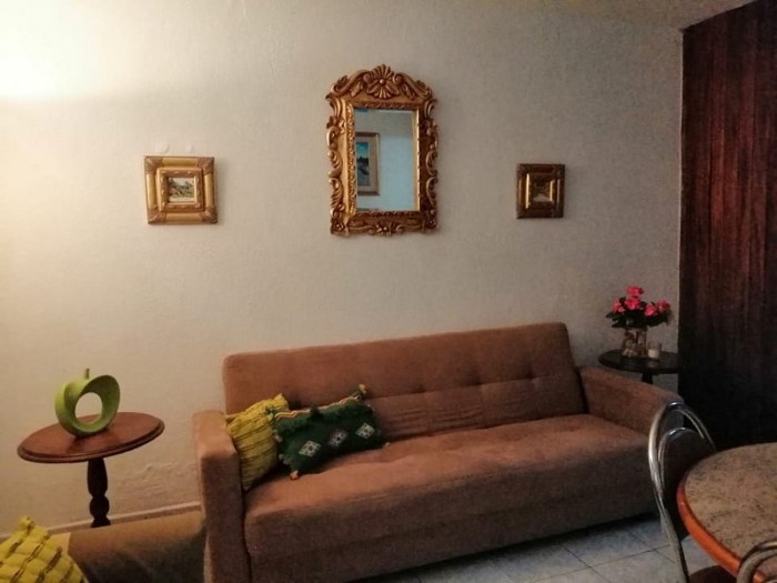 Apartamento Amueblado en Renta zona 10 Ciudad Guatemala - Image 1