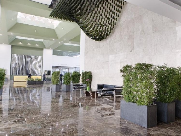 OFICINA EN VENTA / RENTA EN ZONA 10 — foto 15