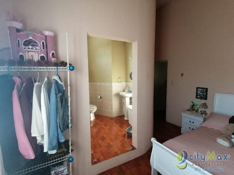 Casa en venta en el Sector B-1 de San Cristobal - Miniatura 5