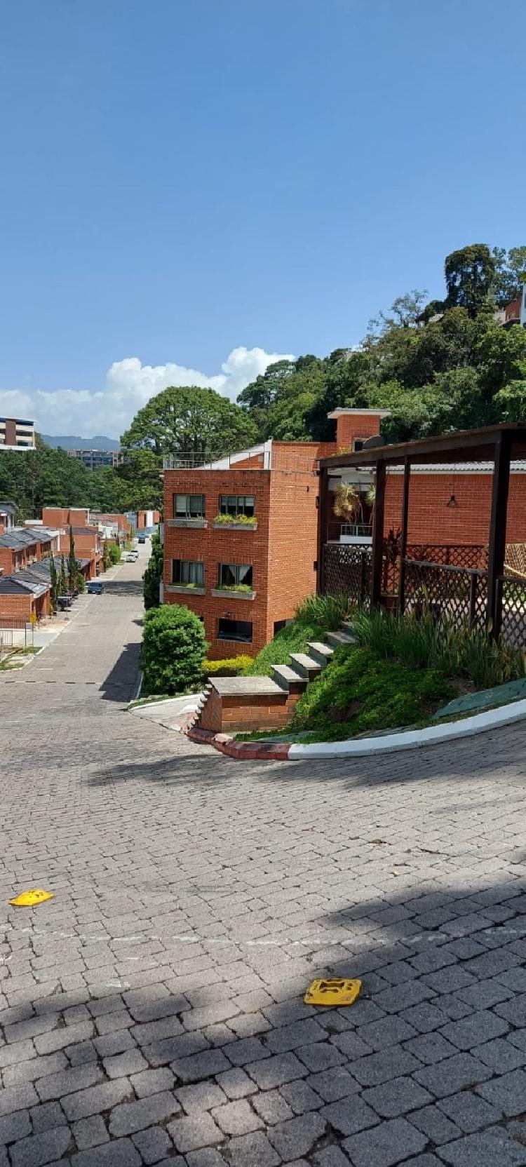 APARTAMENTO EN RENTA EN ENCINALITO OAKLAND — foto 2