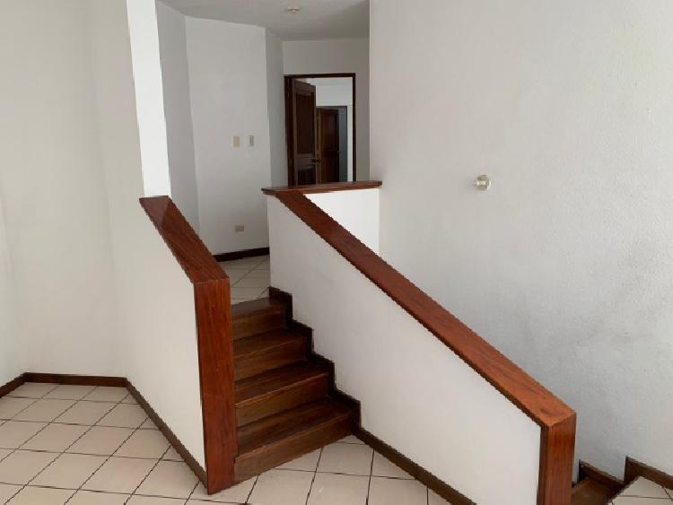 CASA EN RENTA EN ZONA 15 VHI — foto 7